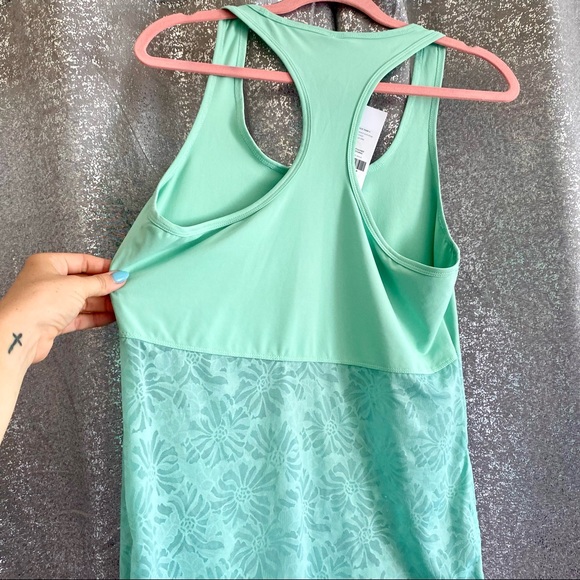 Mint Green Fabletics Tank 💚 - Picture 3 of 6